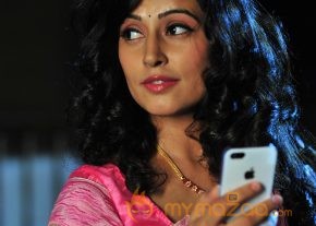 Manadhil Maayam Seidhai Movie Stills  photo 53