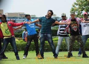 Manadhil Maayam Seidhai Movie Stills  photo 37