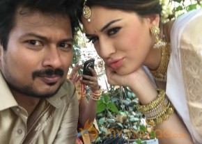 Manithan Movie Stills