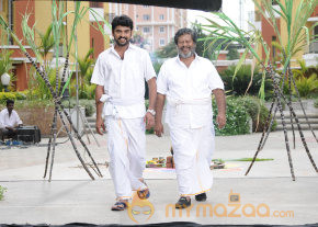 Manja Pai Movie Onlocation Stills  photo 6