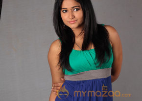 Manthrikan Movie Stills
