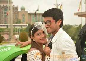 Meen Kuzhambum Mann Paanaiyum Movie Stills photo 4