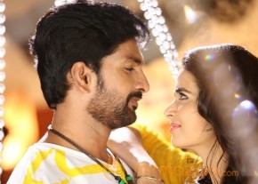 Meenakshi Dixit new movie: Bayam Oru Payanam Movie Photos photo 2
