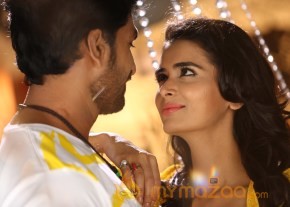 Meenakshi Dixit new movie: Bayam Oru Payanam Movie Photos