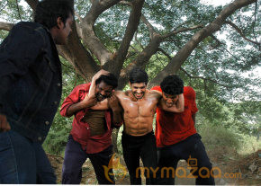 Minnal Movie Stills  photo 2
