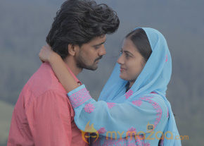 Moodar Koodam Movie Stills  photo 20