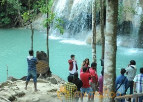 Mosagallaku Mosagadu Movie New Pics photo 3