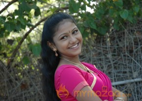 Mouna Mazhai Movie Stills  photo 23