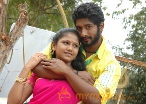 Mouna Mazhai Movie Stills  photo 41