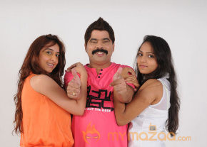 Naalu Perum Rommmba Nallavanga Movie Stills  photo 27