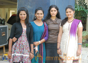 Naalu Ponnu Naalu Pasanga Movie Shooting Spot Stills  photo 5