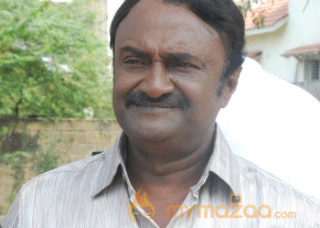 Naalu Ponnu Naalu Pasanga Movie Shooting Spot Stills  photo 41