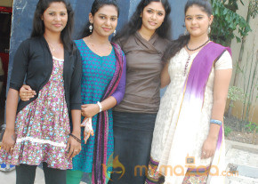 Naalu Ponnu Naalu Pasanga Movie Shooting Spot Stills  photo 37
