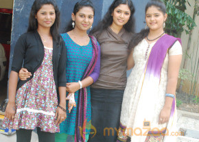 Naalu Ponnu Naalu Pasanga Movie Shooting Spot Stills  photo 17
