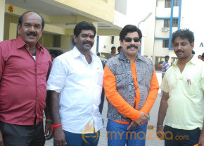 Naalu Ponnu Naalu Pasanga Movie Shooting Spot Stills  photo 36