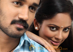 Nalanum Nathinium Movie Stills