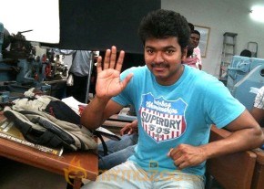Nanban Movie Stills photo 17