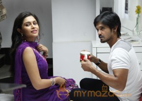 Narathan Tamil Movie New Stills photo 9