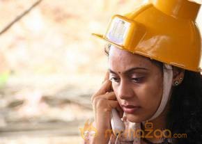 Naveen Chandra Sivappu Movie Latest Stills photo 9