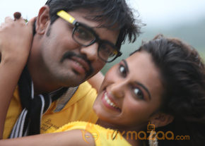 Nee En Uyire Movie Stills   photo 3
