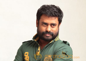 Nee Yellam Nalla Varuva Daa Movie Working Stills photo 7