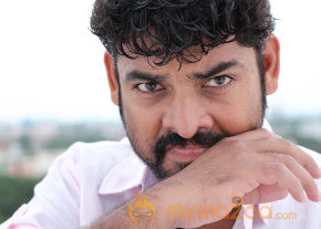 Nee Yellam Nalla Varuva Daa Movie Working Stills photo 14