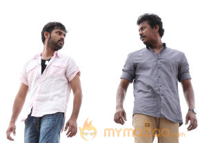 Nee Yellam Nalla Varuva Daa Movie Working Stills photo 2