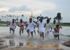 Nellu Movie Stills  photo 15