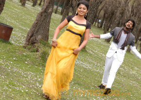 Ninaithathu Yaaro Movie Stills  photo 9