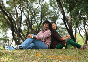 Ninaithathu Yaaro Movie Stills  photo 12