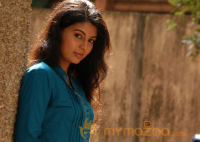 Ninaithathu Yaroo Movie Stills 