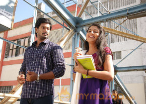 Ninaithathu Yaroo Movie Stills photo 54