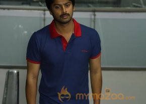 Om Shanthi Om Movie Stills  photo 13