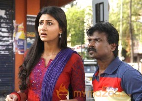 Om Shanthi Om Movie Stills photo 22