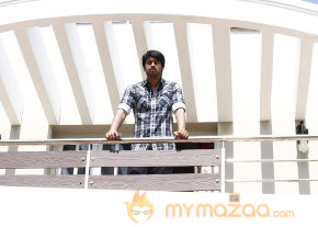 Om Shanthi Om Movie Stills photo 19