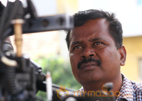 Om Shanthi Om Movie Stills photo 26