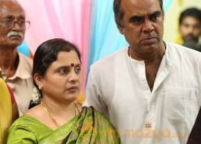 Ore Oru Raja Mokka Raja Tamil Movie Stills photo 12