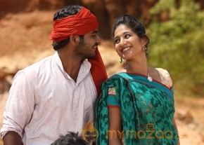 Ore Oru Raja Mokka Raja Tamil Movie Stills photo 2