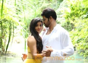 Oru Melliya Kodu movie working Stills photo 2