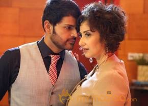 Oru Melliya Kodu Tamil Movie Latest Stills photo 16
