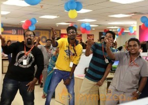 Oru Naal Koothu Movie Still photo 18