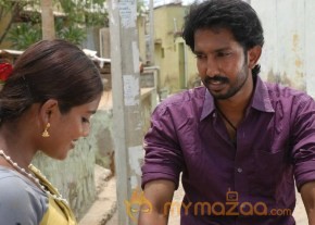 Oru Thozhan Oru Thozhi Tamil Film Stills photo 20