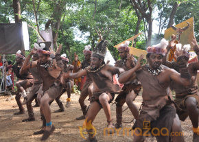 Padam Pesum Movie Onlocation Stills  photo 12
