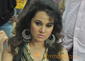 Padam Pesum Movie Onlocation Stills 