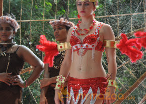 Padam Pesum Movie Onlocation Stills  photo 44