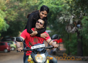Pani Vizhum Malar Vanam Movie Stills  photo 9