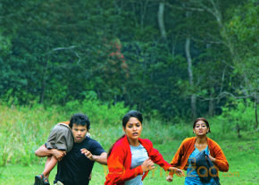 Pani Vizhum Malar Vanam Movie Stills  photo 14