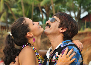 Paravai Movie Stills  photo 10