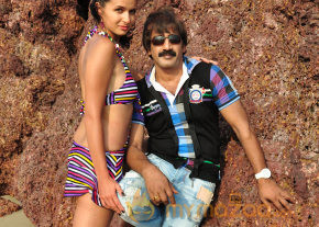 Paravai Movie Stills  photo 11