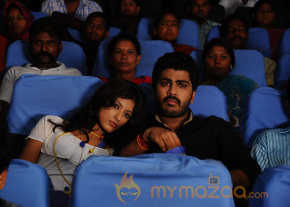 Pathavi Movie Stills photo 4